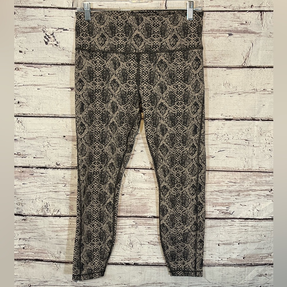 ATHLETA Ultimate Stash Pocket 7/8 Tights Snake Print-SP